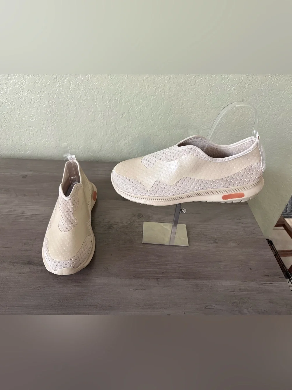 Men’s Beige Slip-On Walking Shoes Size 13 Lightweight Comfort Sneakers NWOT